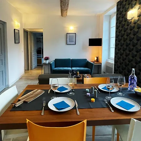 Apartment Un Contemporain En Centre-ville La Seyne-sur-Mer