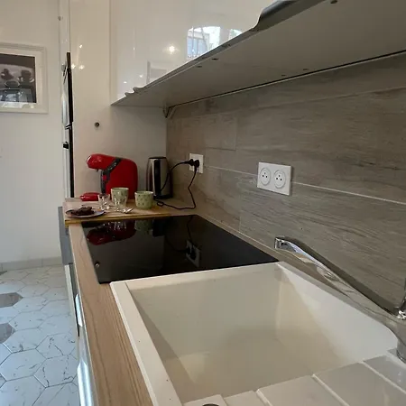 Un Contemporain En Centre-ville * La Seyne-sur-Mer
